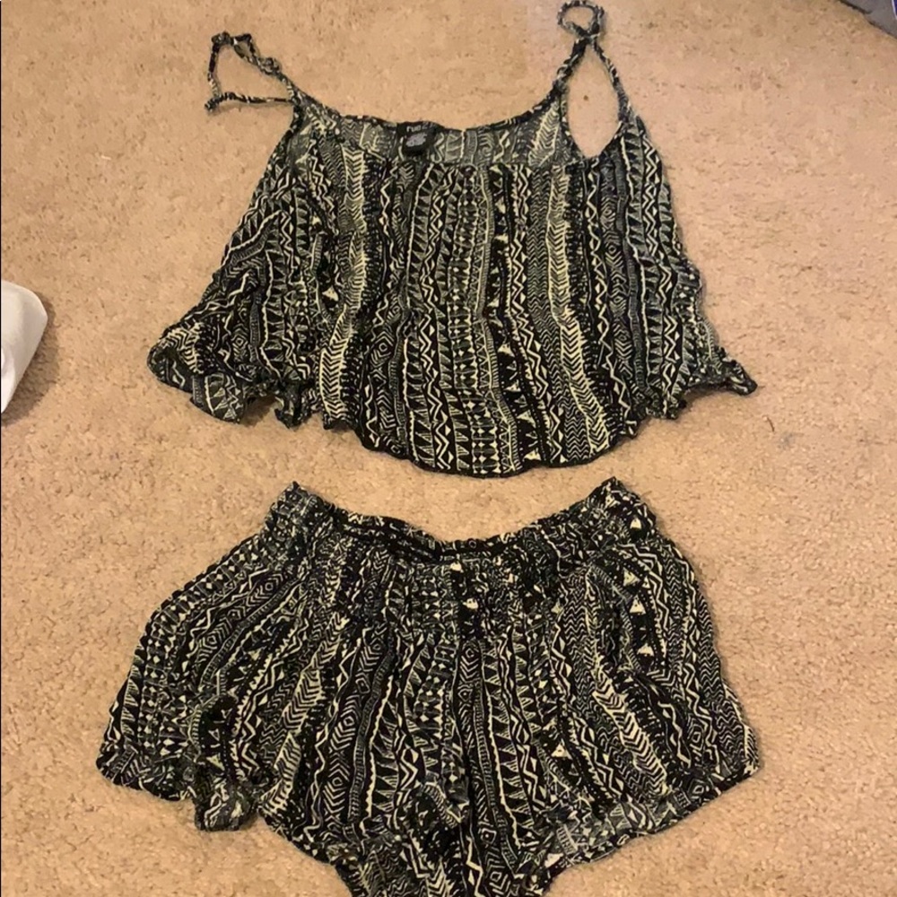 Rue 21 2 piece